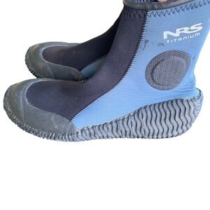 NRS Titanium Wetshoes Boot All-Terrain Traction Water Land Mens Size 13 Kayak